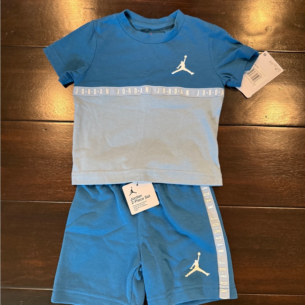 Jordan Kids Two-Tone Blue Short Set